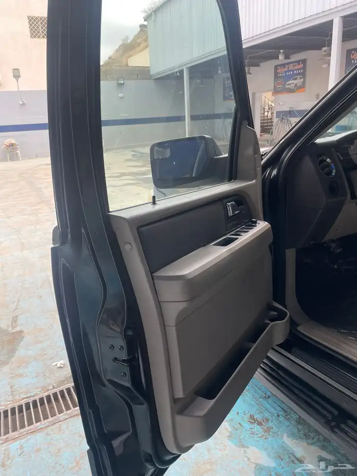 فورد اكسبدشن 2013 اسود قصير بدون دبل 15