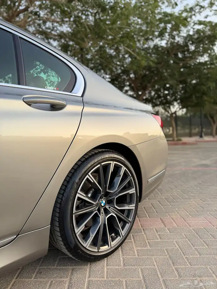 بي ام دبليو Li730 M Kit موديل 2020 ( بحالة الوكالة ) 13