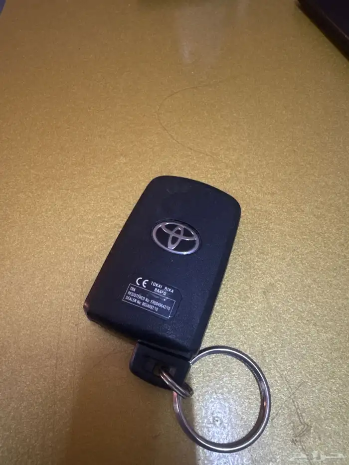 مفتاح لسيارات تويوتا بصمه 1