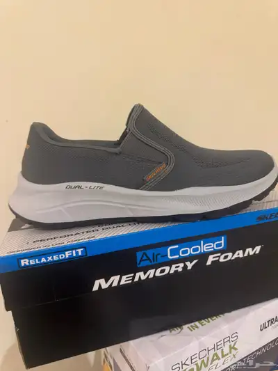 original Skechers with Box brand new 0