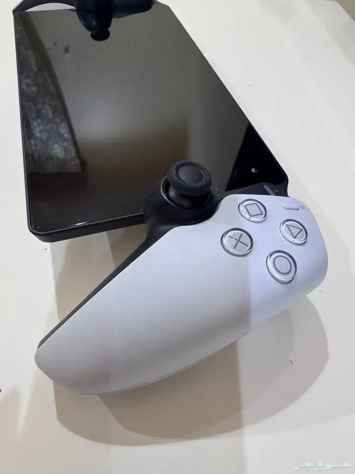 يد تحكم عن بعد سوني 5 للبيع لم تستخدم الا نادرا 1