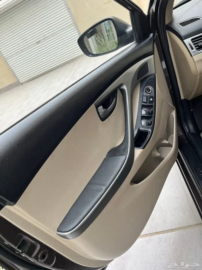 إلنترا هيونداي 2016 مكينه 2000 ممشى قليل ونظيفة جدا 9