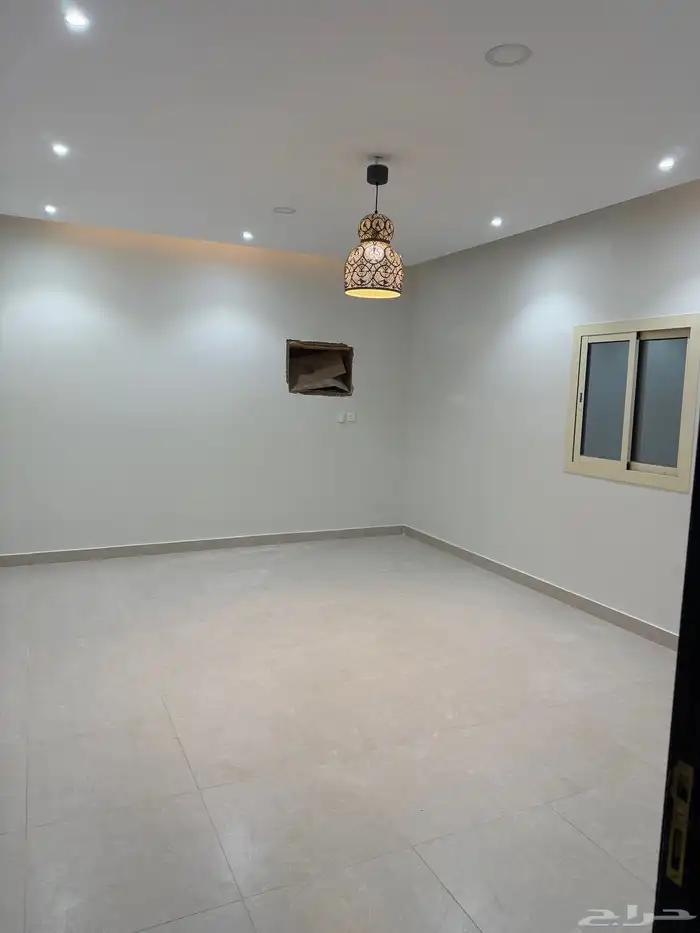 شقة للإيجار بحي الرحمانية ( الحمدانية) 1