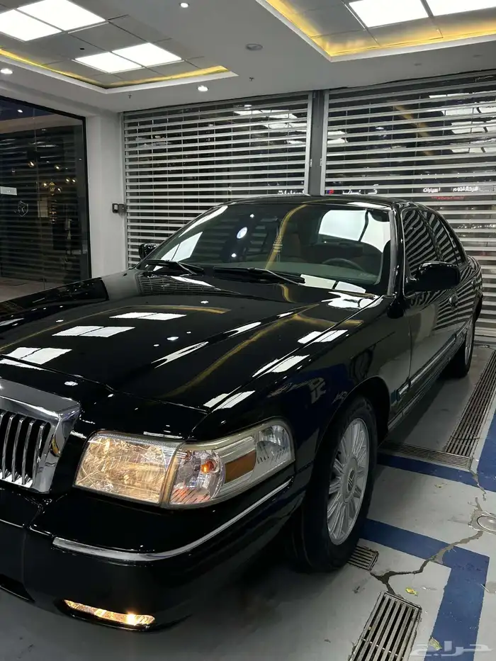 فورد جراند ماركيز 1