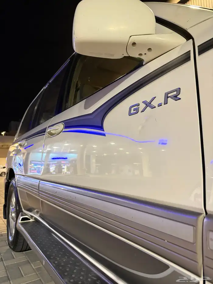 لاندكروزر 2005 . 7