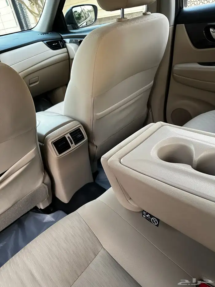 نيسان اكس تريل 2022 وكالة 17