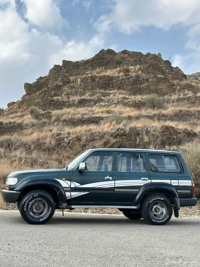 جيب صالون لاندكروزر 1993 نظيف 0