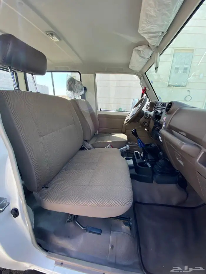 جيب ربع بوليسي 2013 14