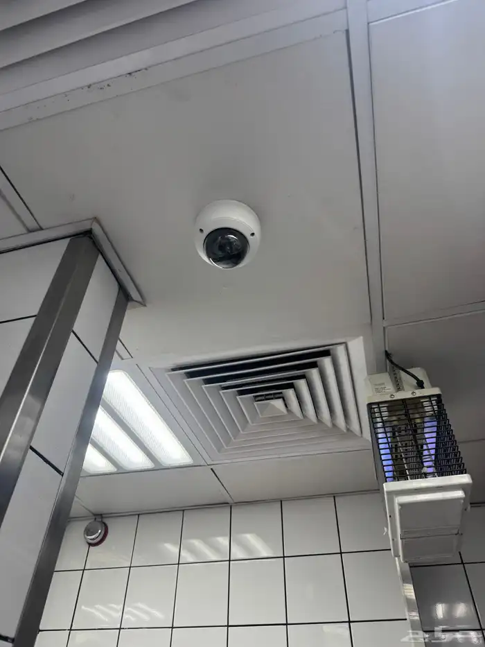 تركيب وبرمجة كاميرات المراقبة 11