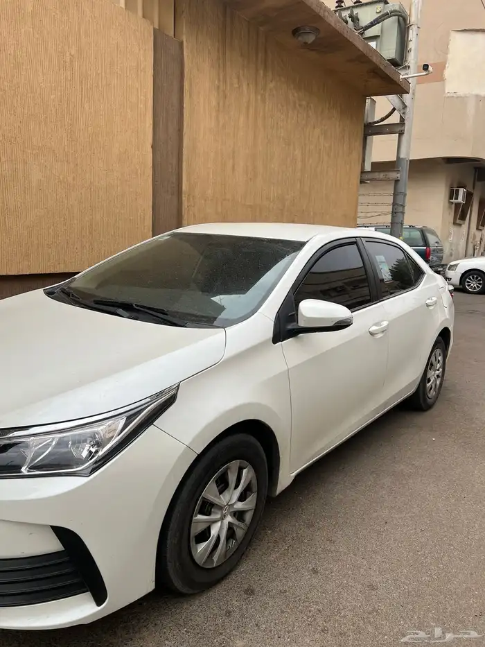 سيارة كرولا 2015 2