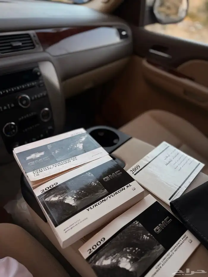 جمس يوكن XL طويل مستخدم اول ممشى قليل بحالة الوكالة 2009 16