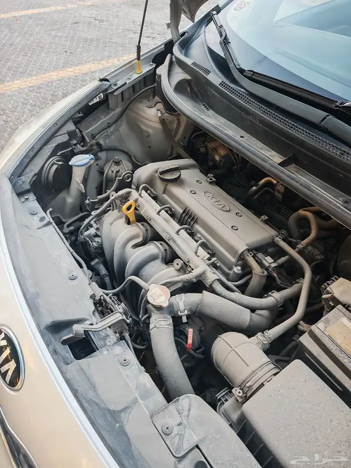 كيا ريو هاتشباك فل كامل مخزززن 20