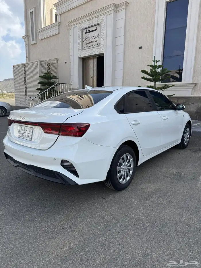 للتنازل والتقبيل سيراتو 2024 استاندر مخزن 3