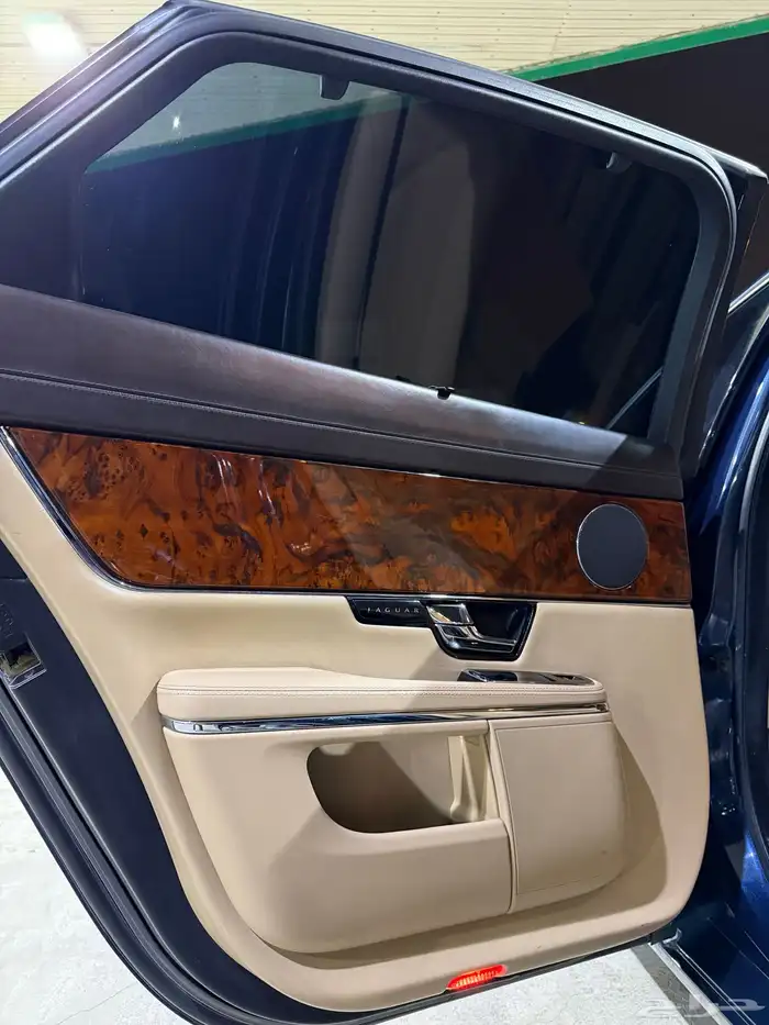 جاكوار XJL Portfolio 2012 فل اطلبية تنفس طبيعي بحالة الوكالة 29