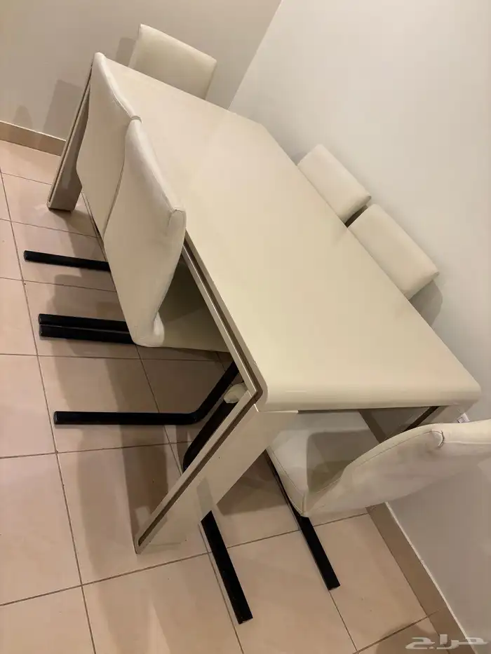 طاولة سفرة 1