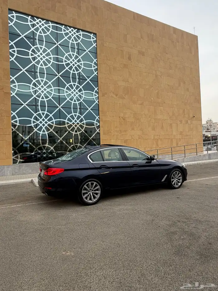 للبيع BMW موديل 2020 بحاله الوكاله 4