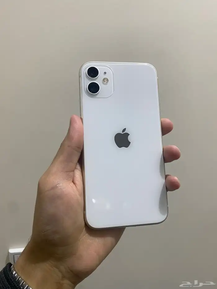 ايفون 11 ابيض 256 قيقا 0