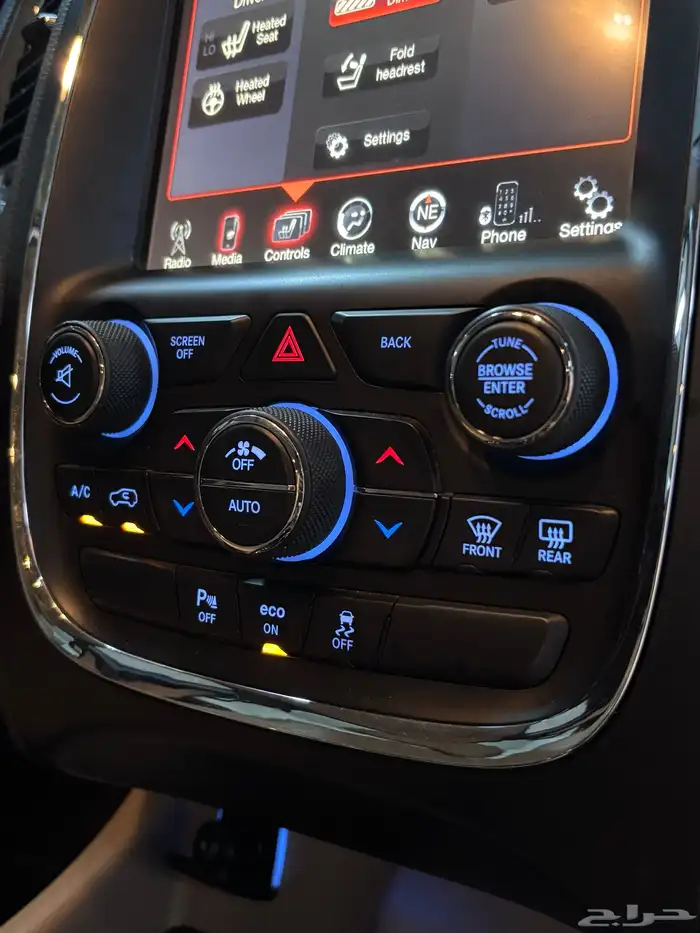 دودج درانقو 2015 فل كامل ليمتد V8 38