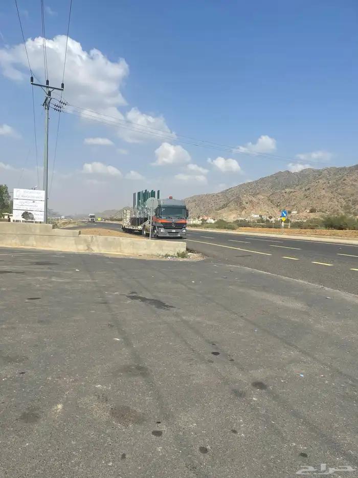 لوبد اسبشل 0