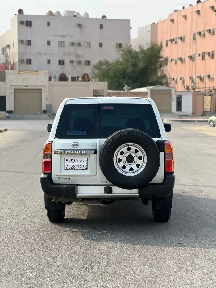 للبيع نسيان باترول ربع 2011 2