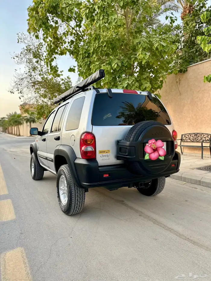 جيب شيروكي ليبرتي(مرهم)LS 5.3 8