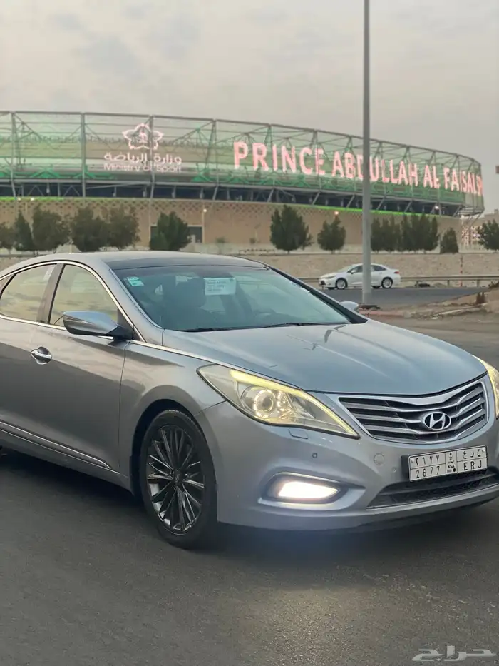 ازيرا 2015 فل كامل نظيفة جدا 6