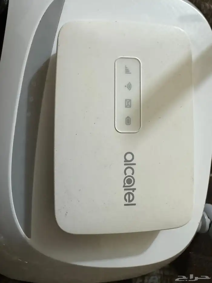 راوتر محمول يشغل جميع الشبكات الشرائح 1