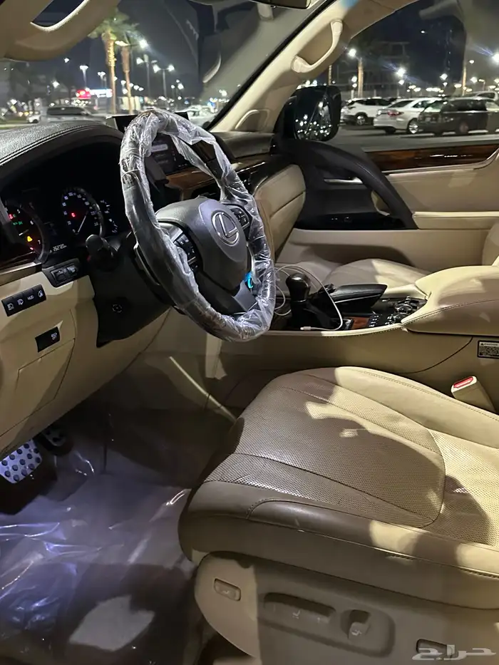 للبيع جيب الكزززس موديل 2016 3