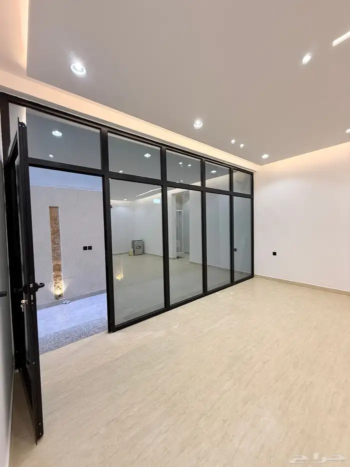 للبيع دور ارضي بمدخل سياره6غرف بأحد رفيده بسعر550الف 6