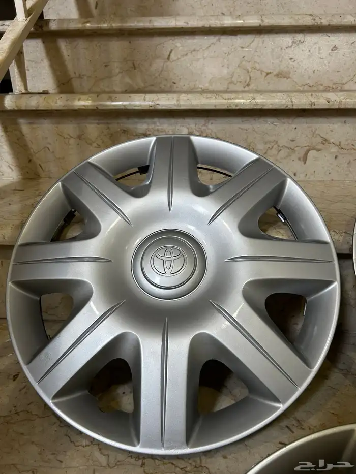 طيس كامري 2003 - 2004 اصلي ثلاث حبات 3