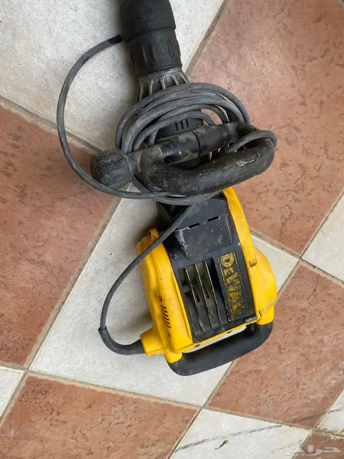 هيلتي ديوولت نظيفه 1