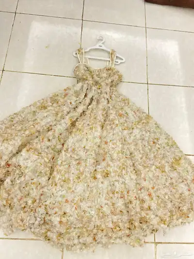 فستان مره فخم بس صغير علي مقاسه ميديم m اخذته لزواج اختي index
