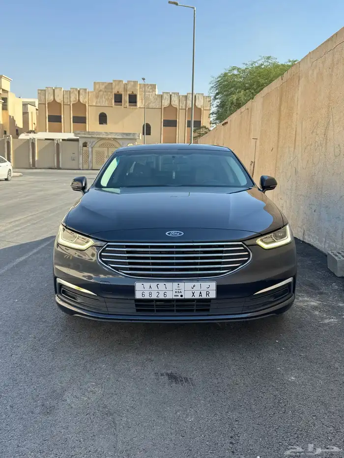 للبيع فورد تورس 2022 وكاله ممشى قليل 0