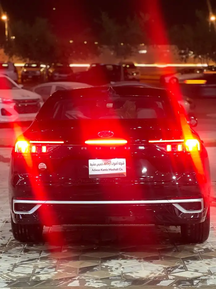 فورد تورس امبينتي 2026 وارد سعودي 8