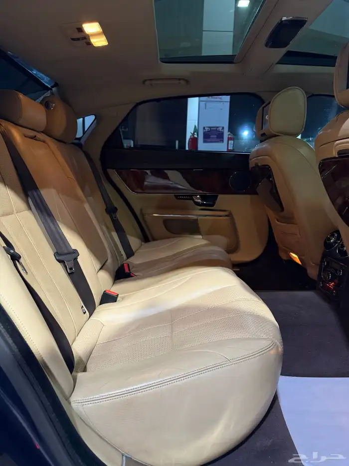 جاكوار XJL Portfolio 2012 فل اطلبية تنفس طبيعي بحالة الوكالة 38