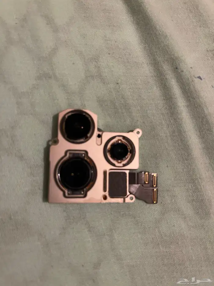 البيع كيمره ايفون 15برو اصلي وكاله 0