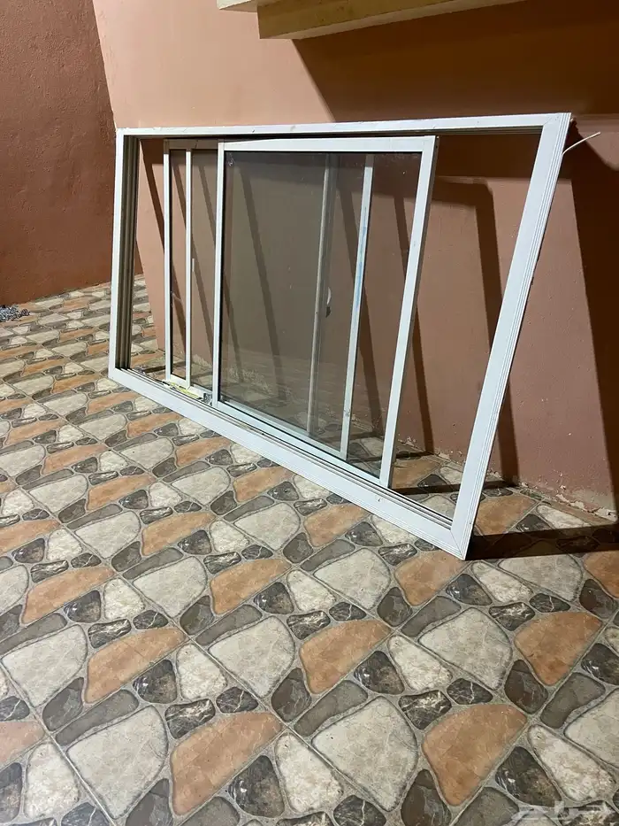 شباك المنيوم شبه جديد 3