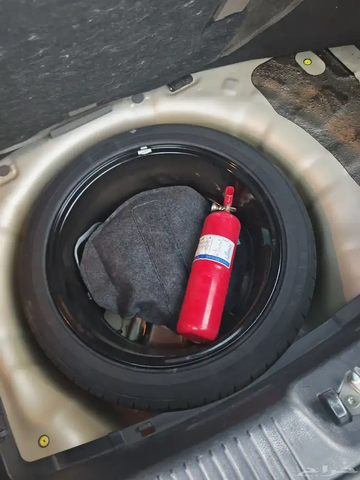 كيا ريو هاتشباك فل كامل مخزززن 12