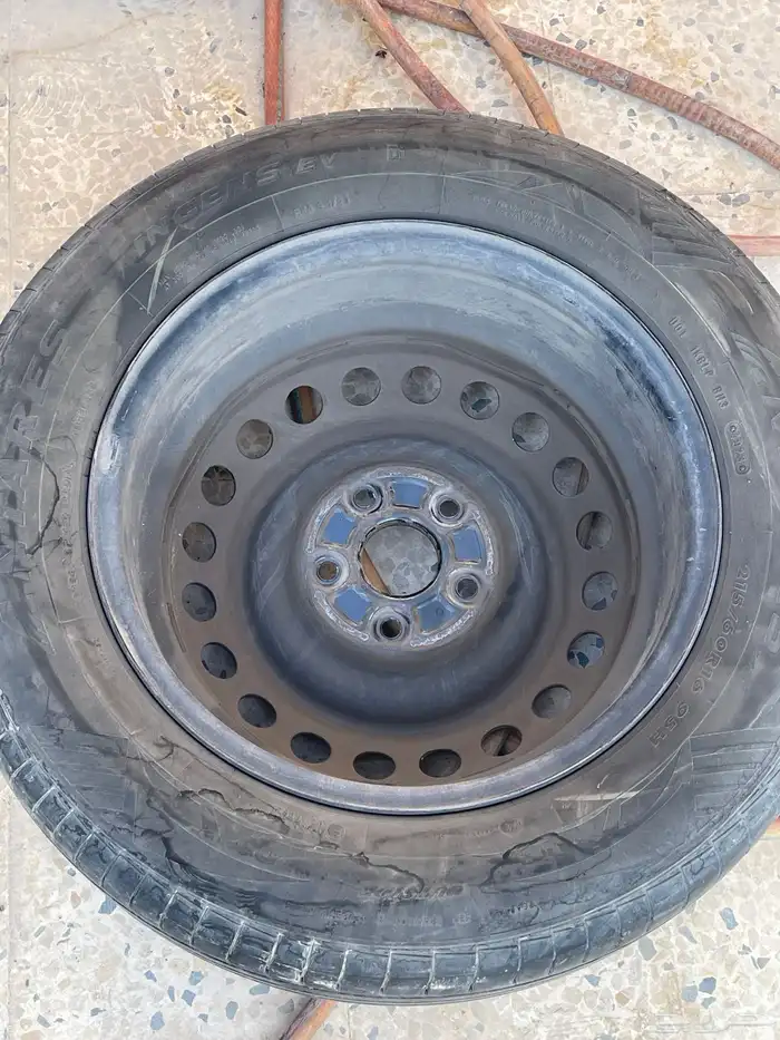 جنوط كامري وكالة مقاس 16 مع كفرات صيني الكفرات نضيفه 0