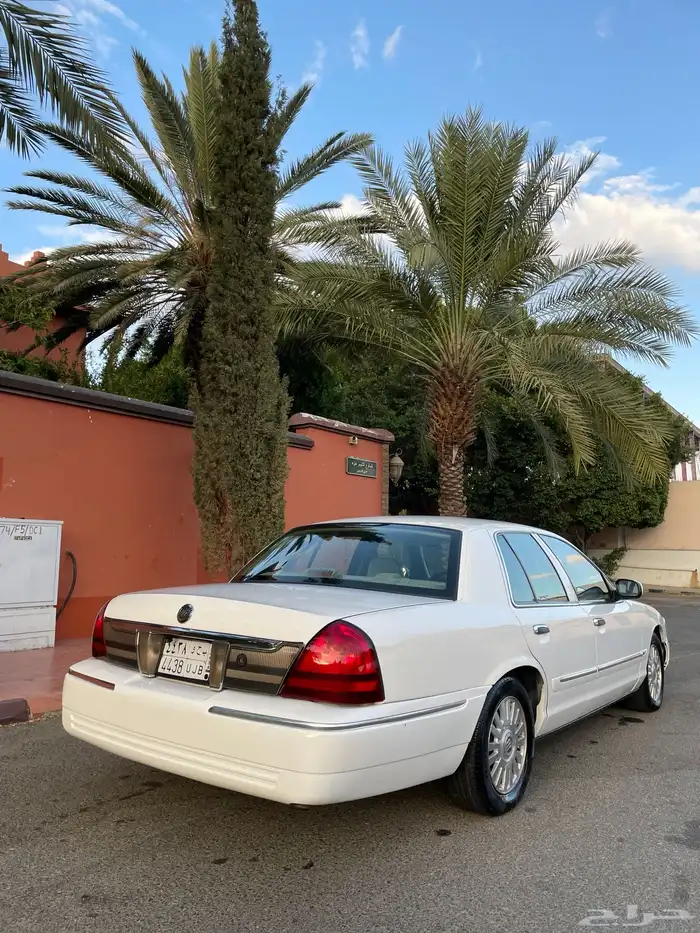 فورد. جراند ماركيز. 14