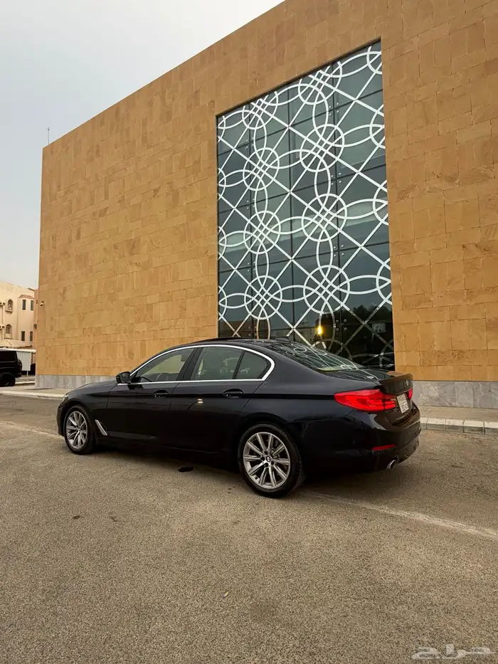 للبيع BMW موديل 2020 بحاله الوكاله 5