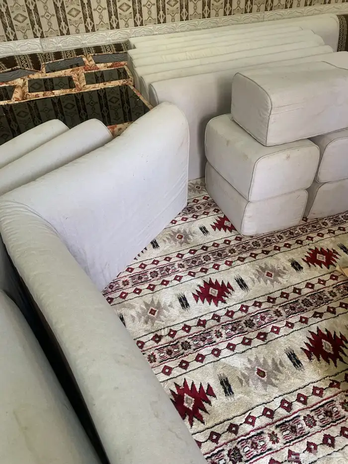 مساند ظهر وتلفزيون فرشه كبيره طاولات 3