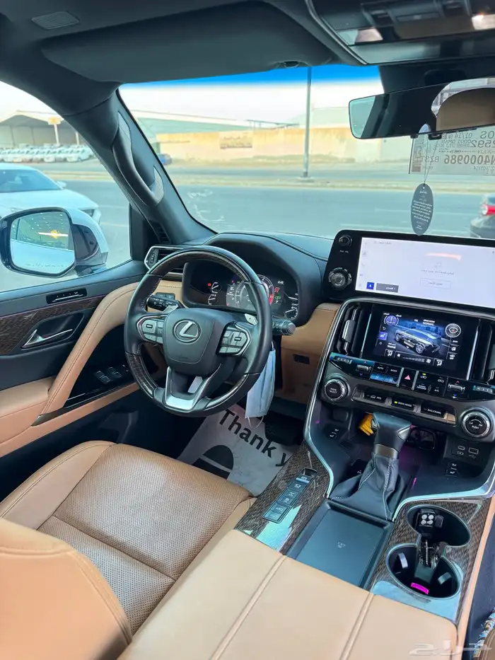 للبيع لكزس 2022 LX600 BB - بريمي 7