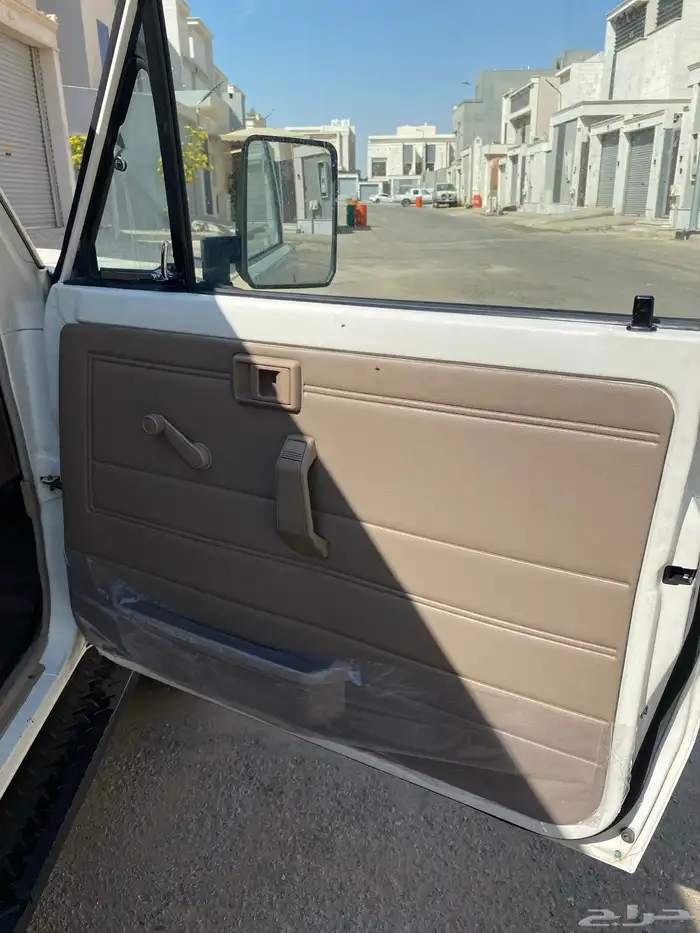 جيب ربع بوليسي 2013 20