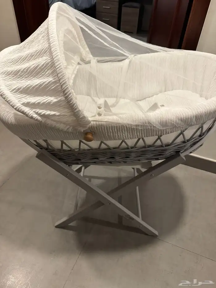 سرير اطفال 3