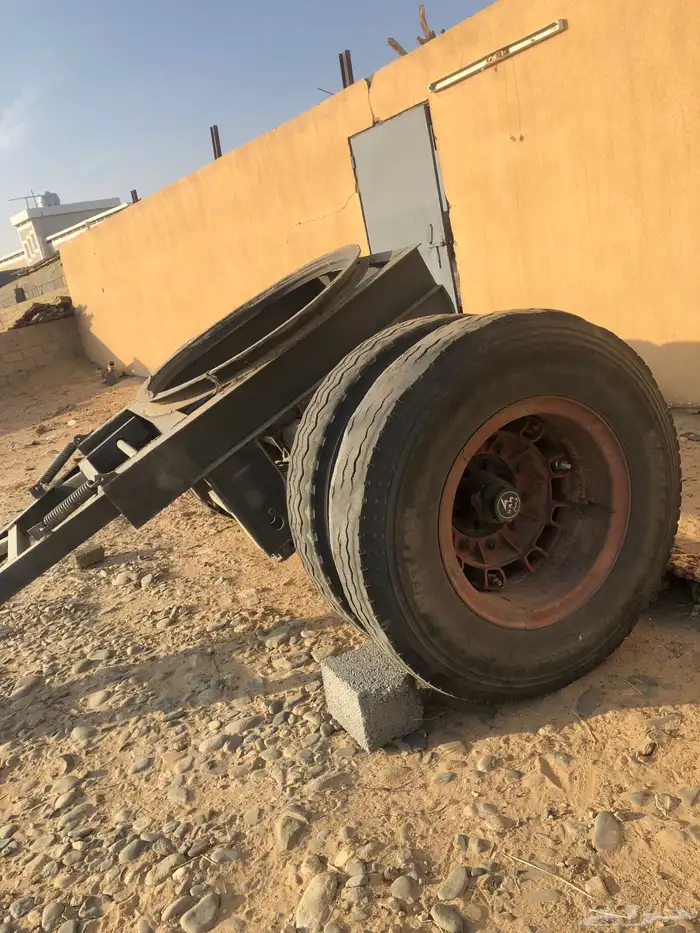 محور للبيع اربع كفرات 1