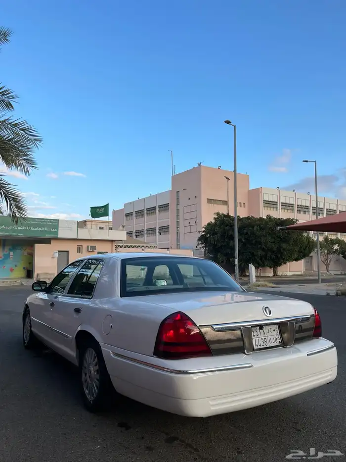 فورد. جراند ماركيز. 11