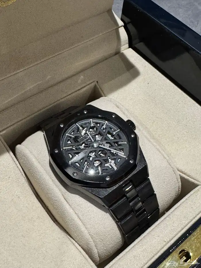 ساعة زايروس اتوماتيك 2