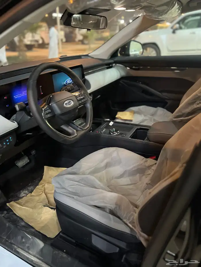 فورد تورس امبينتي 2026 وارد سعودي 14