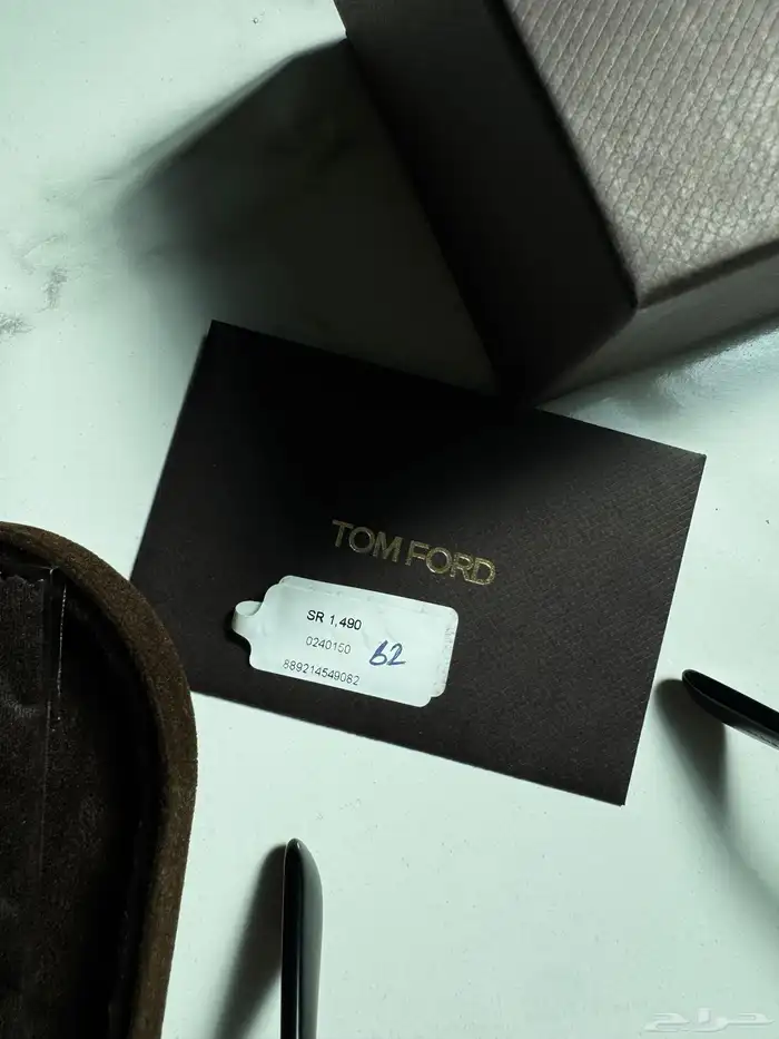 نظارة توم فورد أصلية   مقطوعة من السوق وشبه جديدة 2